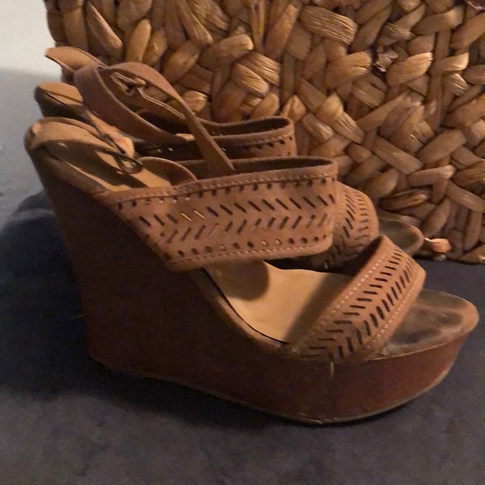 Heels wedges - Picture 2 of 3